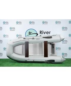 Надувная лодка РИБ RiverBoats RB 380 Встроенный рундук (белый)