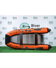 Надувная лодка РИБ RiverBoats RB 380 Встроенный рундук (черно-оранжевый)