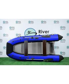 Надувная лодка РИБ RiverBoats RB 380 Встроенный рундук (черно-синий)
