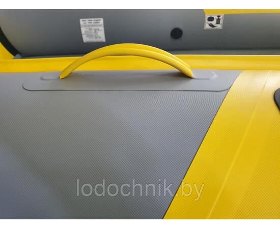 Надувная лодка BoatsMan (Боцман) BT300A SPORT
