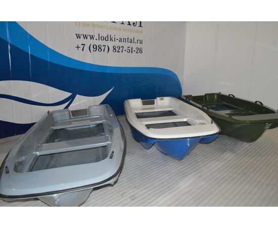 Стеклопластиковая лодка АНТАЛ Кайман 300
