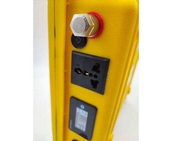 Аккумулятор BatteryCraft Lifepo4 12V 63Ah BMS 100 A cо встроенным Инвертором 300в c Bluetooth (желтый корпус)