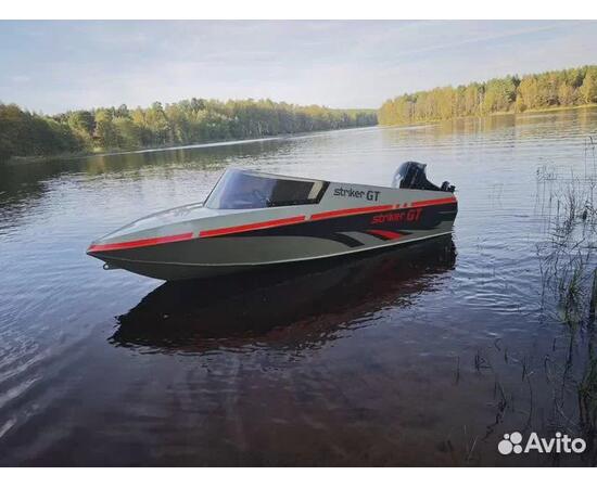 Полипропиленовая лодка Striker GT
