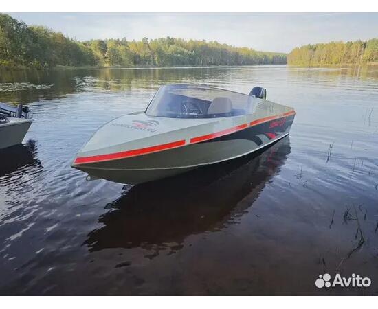 Полипропиленовая лодка Striker GT