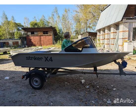 Полипропиленовая лодка Striker X4 Капотная версия