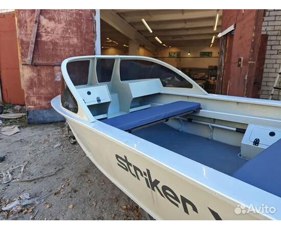 Полипропиленовая лодка Striker X4 Капотная версия