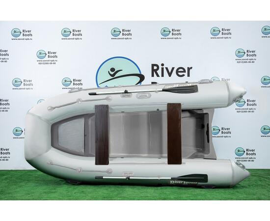 Надувная лодка РИБ RiverBoats RB 380 Встроенный рундук (белый)