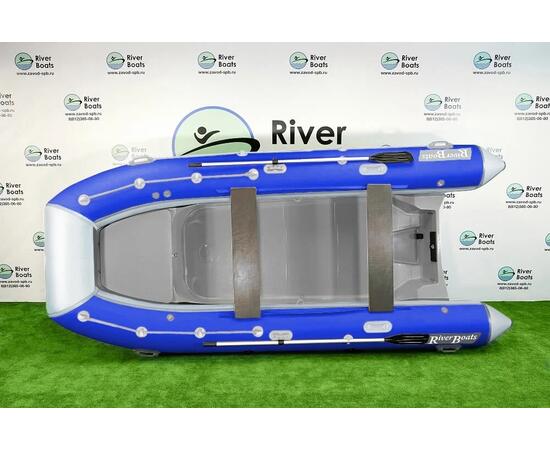 Надувная лодка РИБ RiverBoats RB  470 Встроенный рундук (бело-синий)