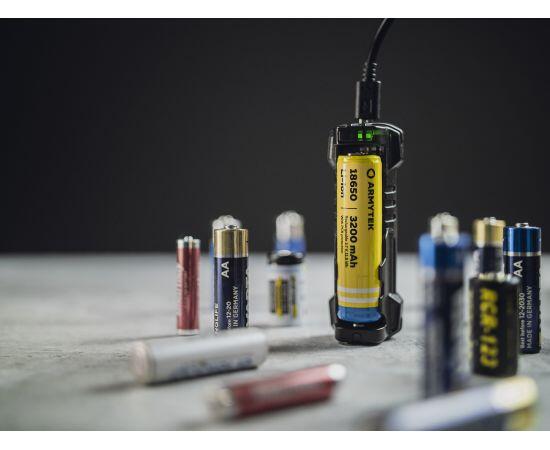 Зарядное устройство Armytek Handy C1 Pro с функцией Powerbank
